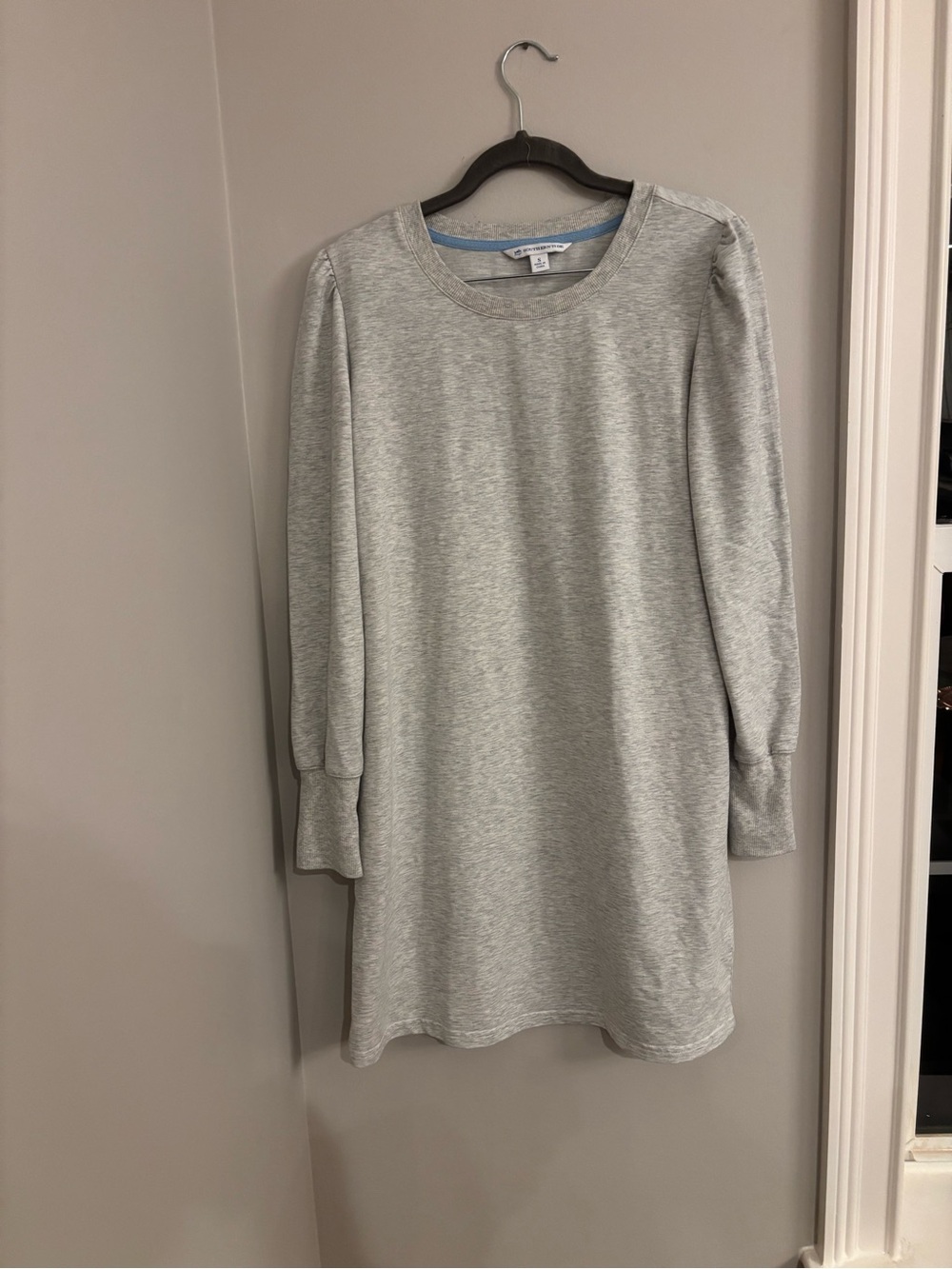 Southern Tide Heather Gray Crewneck Sweatshirt